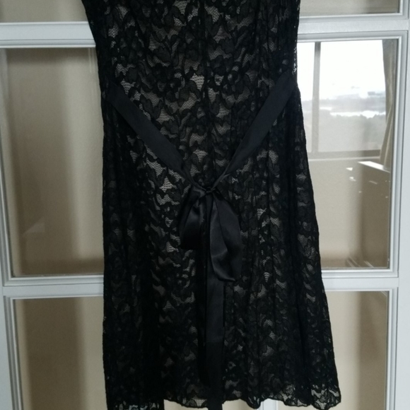 Little Black Dress - Picture 4 of 5